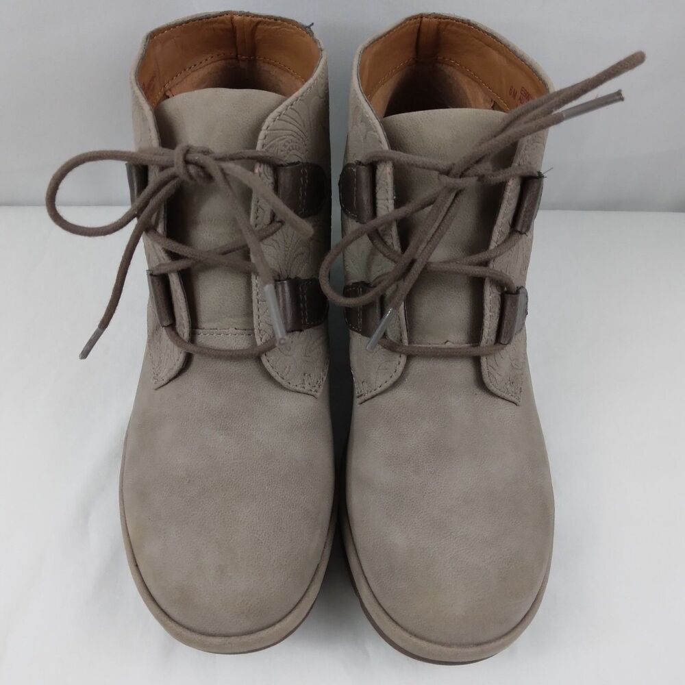 Eurosoft Softt Talen Embossed Brown Ankle Booties Boho Peasant Women's Size 6 M - Picture 3 of 10
